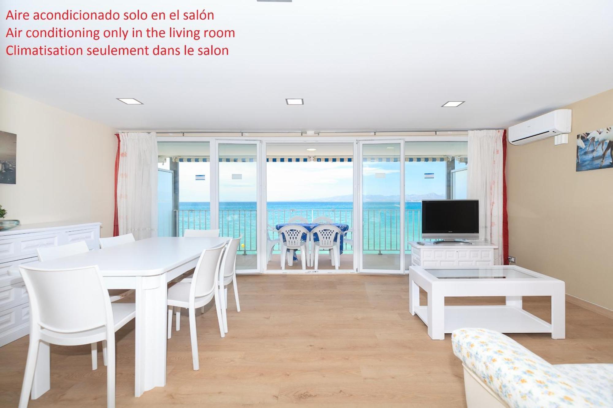 Uhc Acantilados Family Apartments Salou Exteriér fotografie